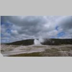 R0019881_Yellowstone_OldFaithful.jpg