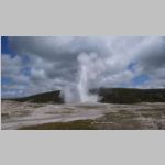R0019887_Yellowstone_OldFaithful.jpg