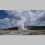 R0019892_Yellowstone_OldFaithful.jpg
