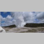 R0019895_Yellowstone_OldFaithful.jpg