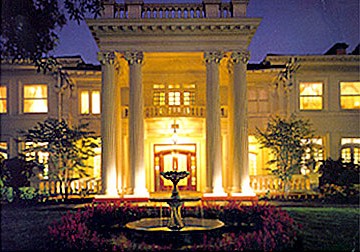 Portland Romantic Elegant Bed and Breakfast