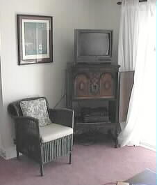 West Seattle Beach House - Beachfront Bed and Breakfast