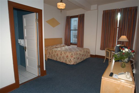 Seattle Downtown Inexpensive Hotel