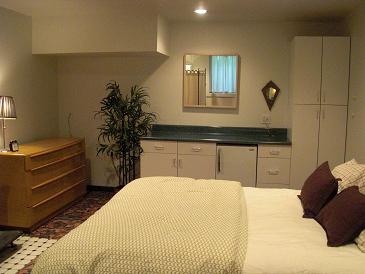Maple Leaf Bed & Breakfast