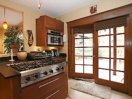 Capitol Hill Oasis Bed and Breakfast